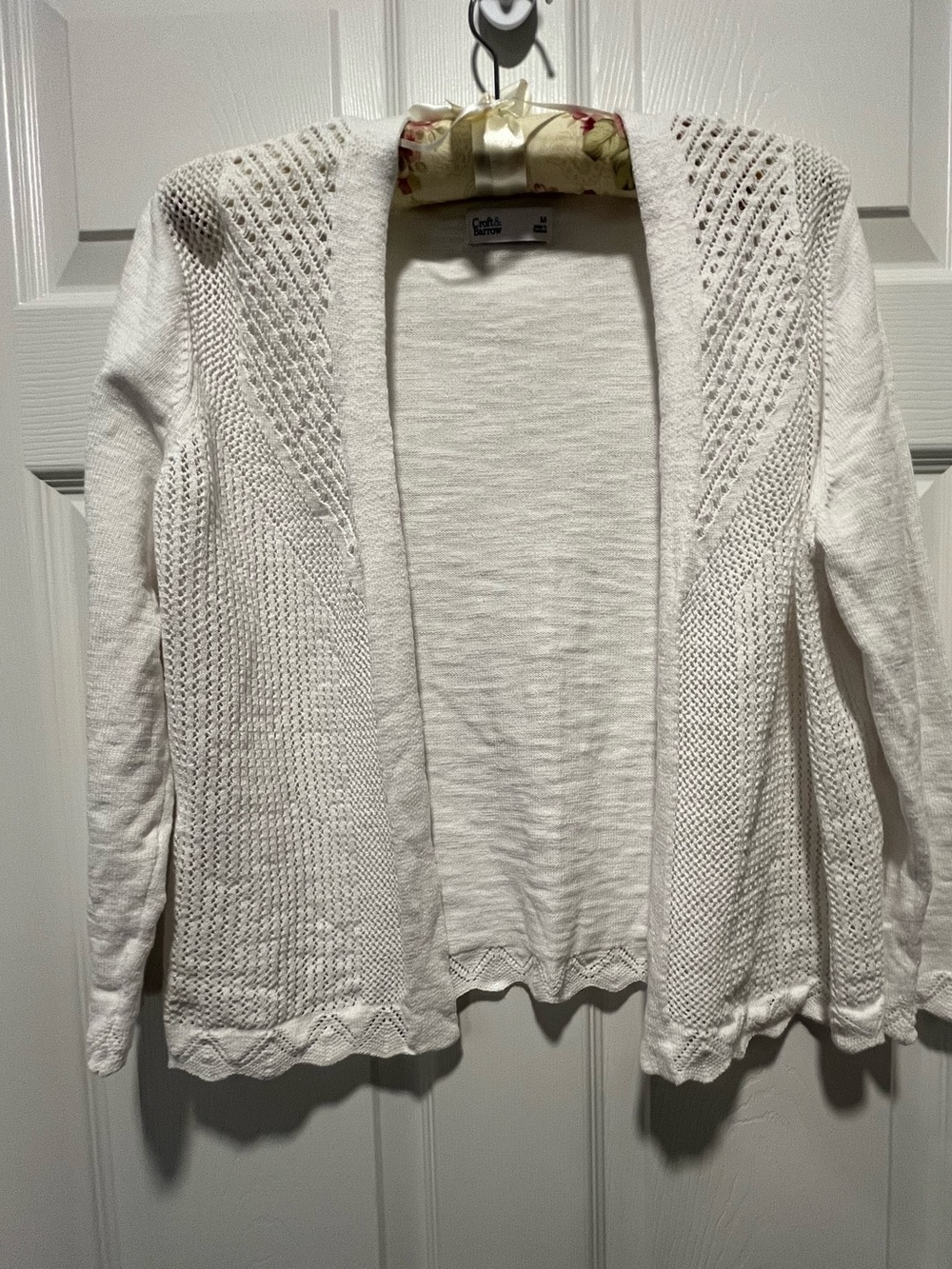 Women’s Croft & Barrow
Cardigan 
Size Medium